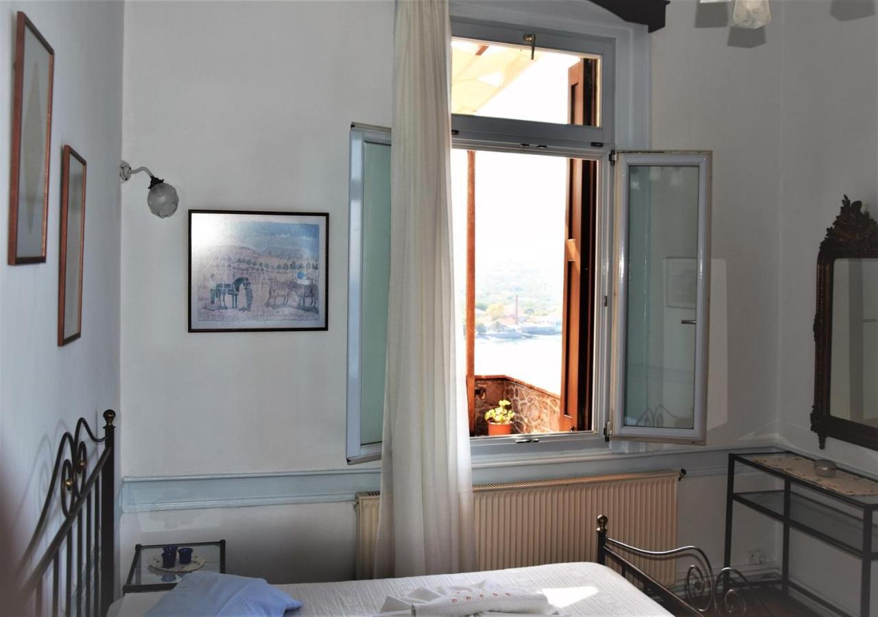 Villa Annie Митимна Экстерьер фото